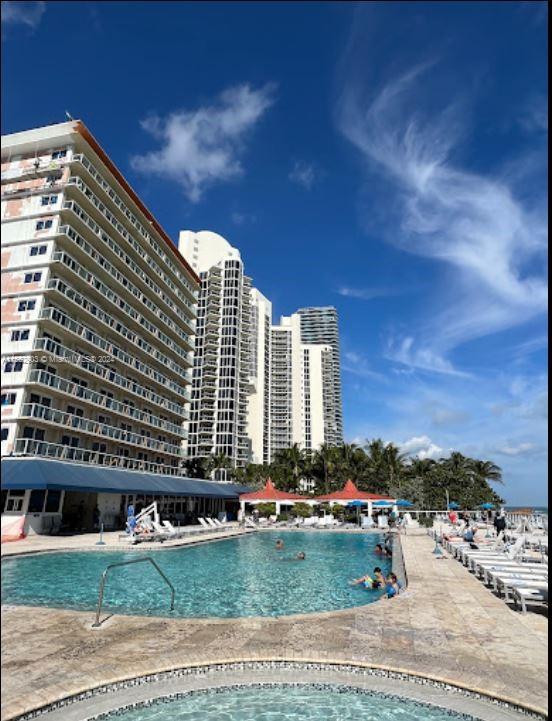 19201 Collins Ave #728, Sunny Isles Beach, Florida image 25