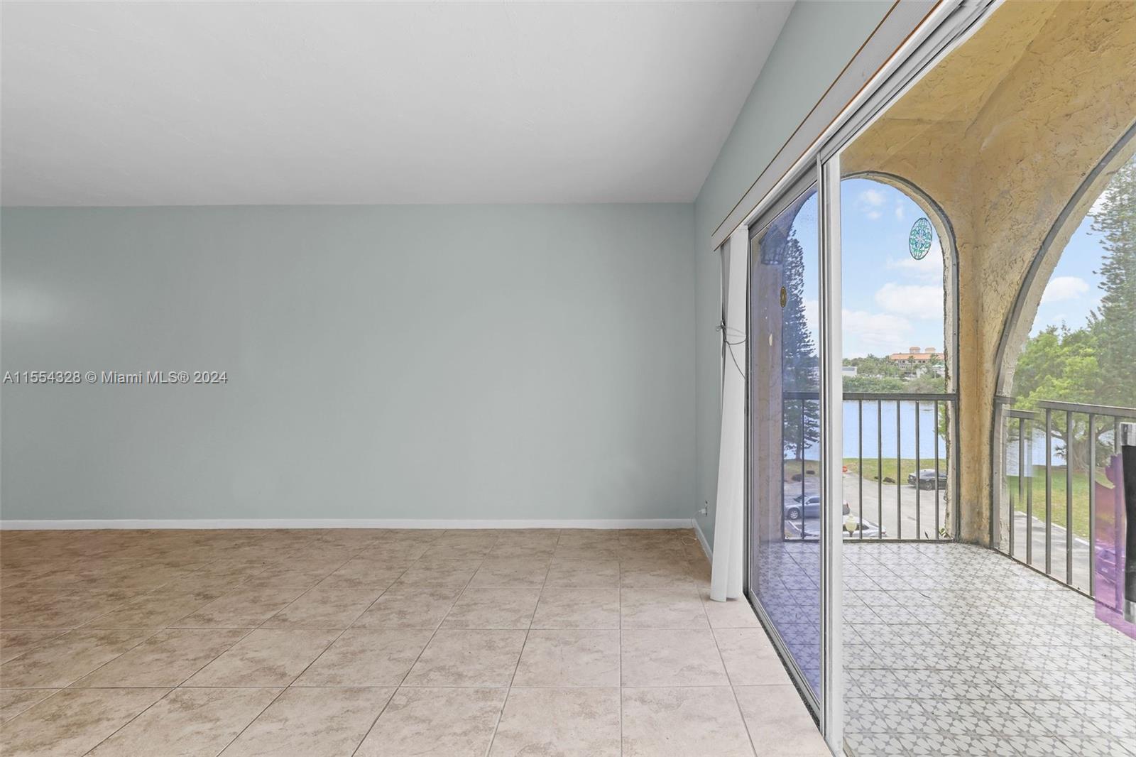 3330 Spanish Moss Ter #402, Lauderhill, Florida image 14