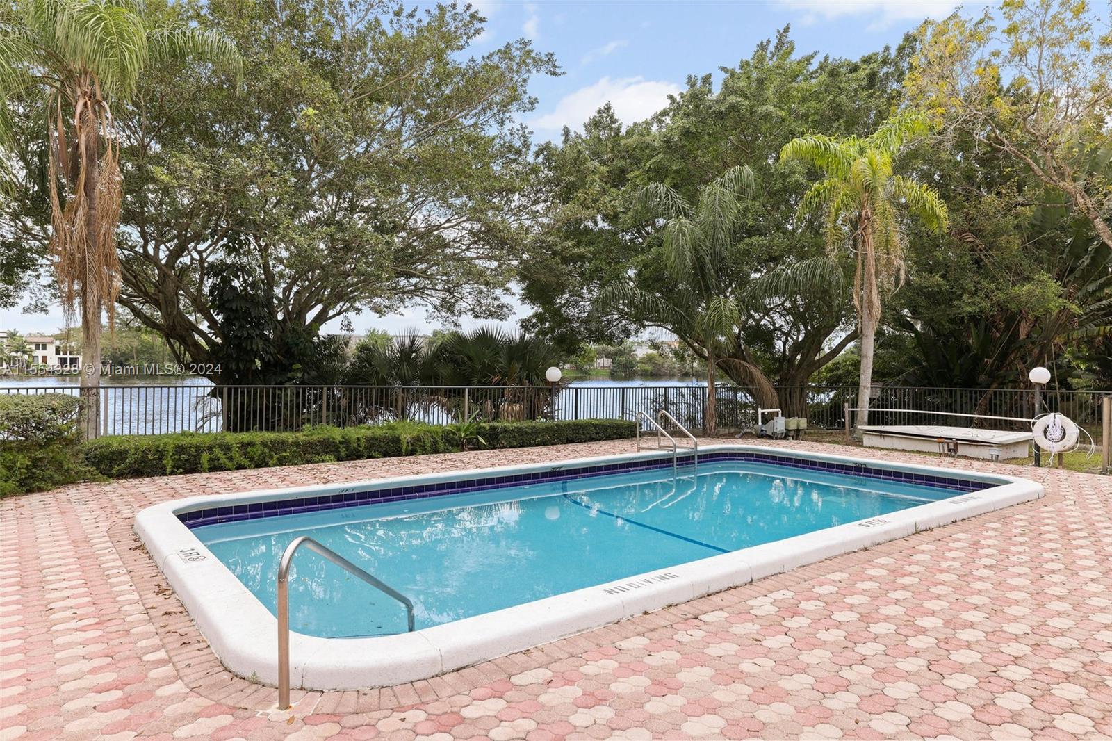 3330 Spanish Moss Ter #402, Lauderhill, Florida image 30