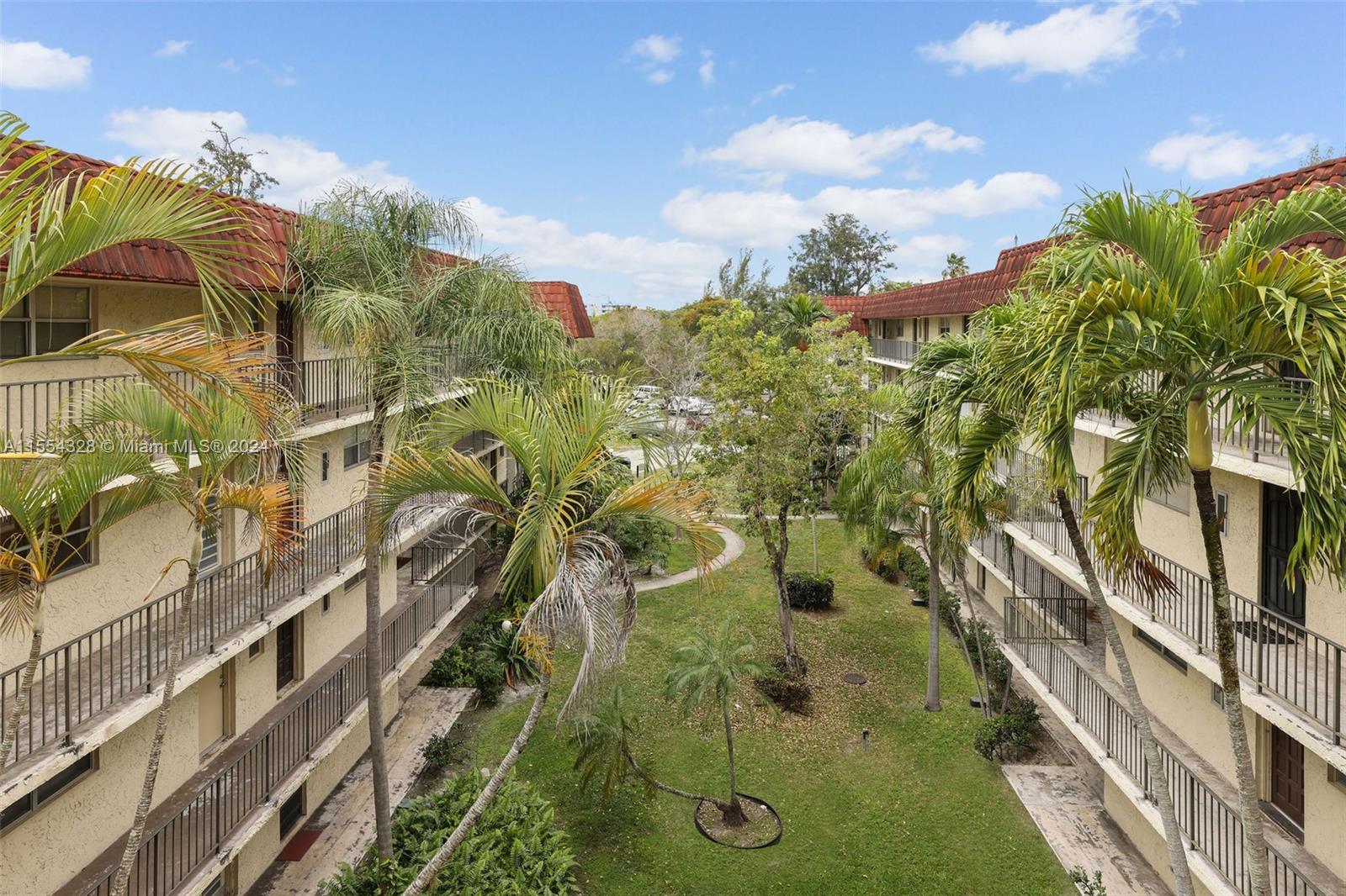 3330 Spanish Moss Ter #402, Lauderhill, Florida image 38