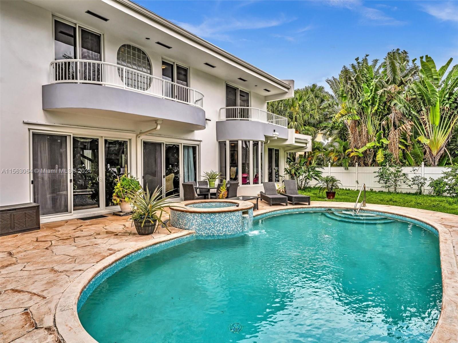 616 Ocean Blvd Golden Beach, FL 33160