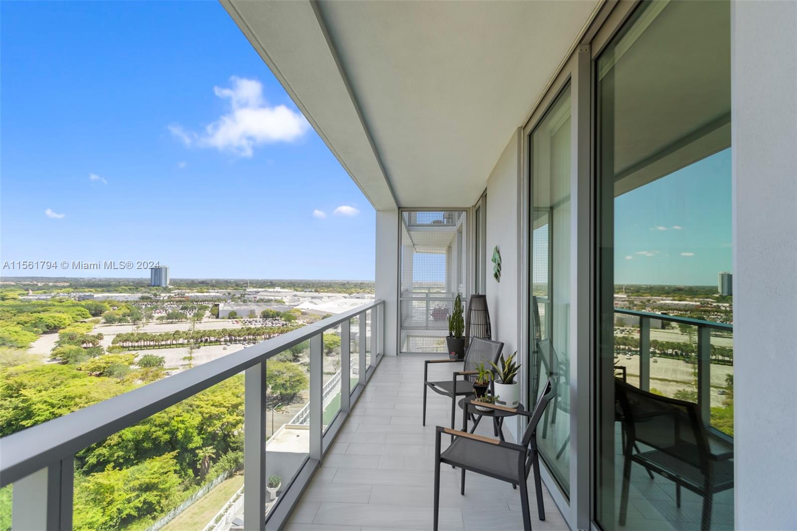 2000 Metropica Way #1411, Sunrise, Florida image 17