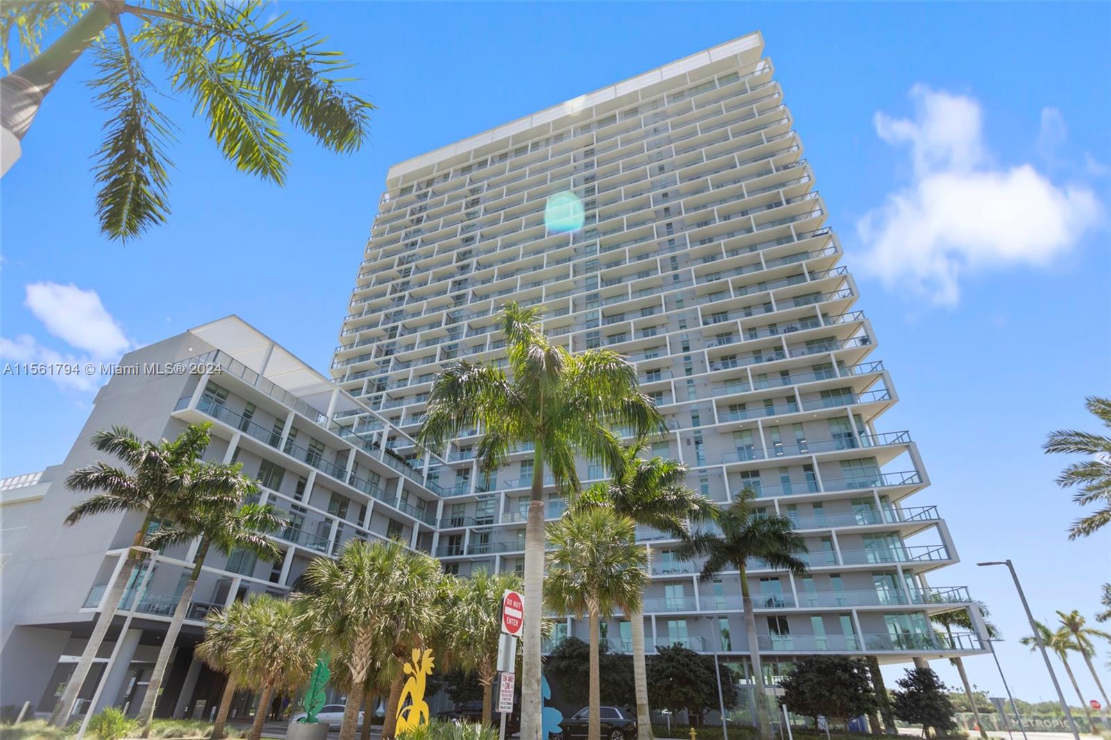 2000 Metropica Way #1411, Sunrise, Florida image 21