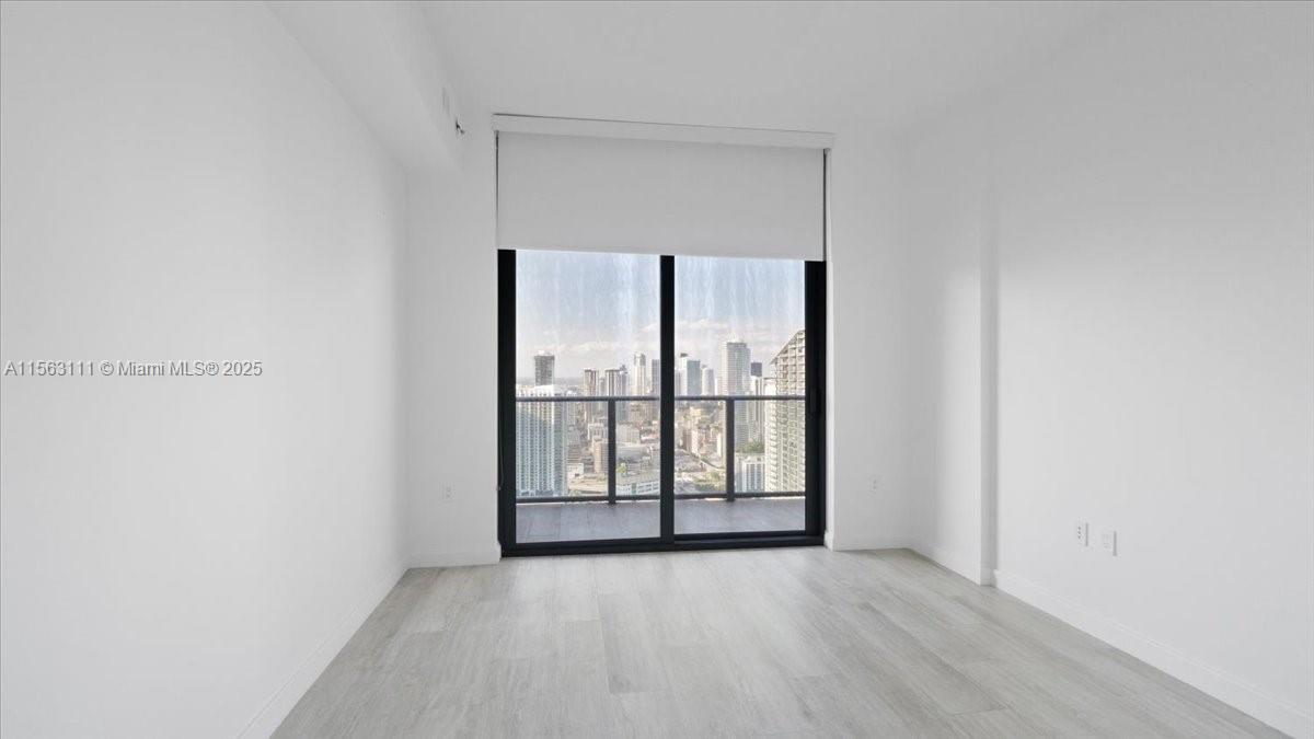 45 SW 9 St #4401, Miami FL 33130