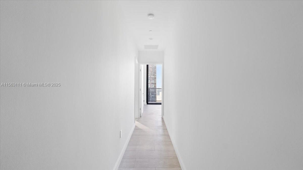 45 SW 9 St #4401, Miami FL 33130