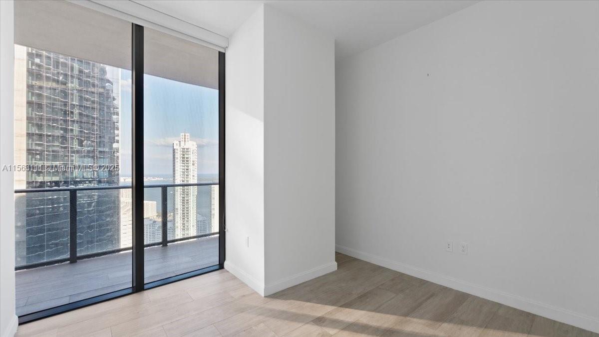45 SW 9 St #4401, Miami FL 33130