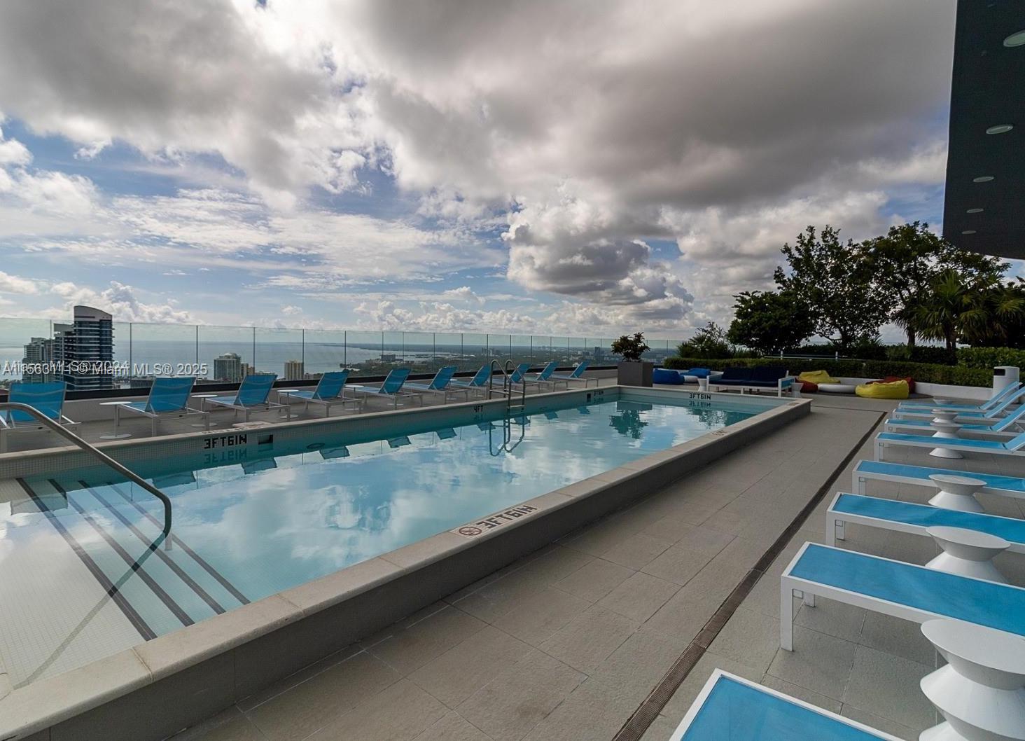 45 SW 9 St #4401, Miami FL 33130