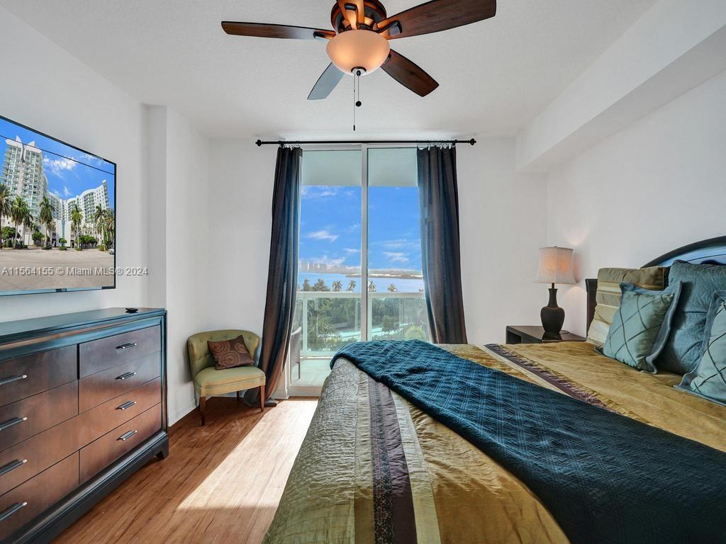 7900 Harbor Island Dr #911, North Bay Village FL 33141