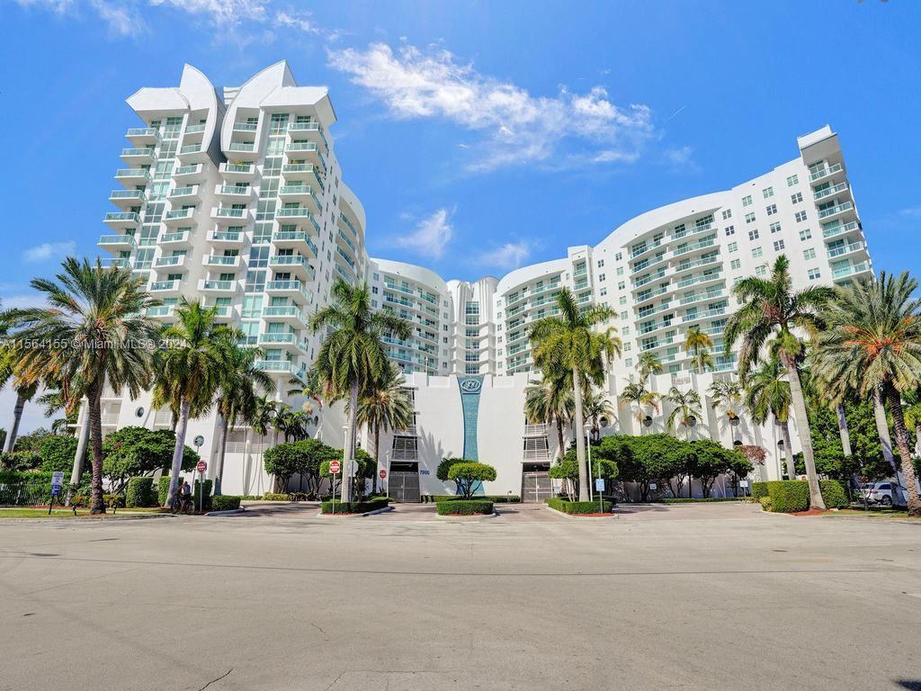 7900 Harbor Island Dr #911, North Bay Village FL 33141