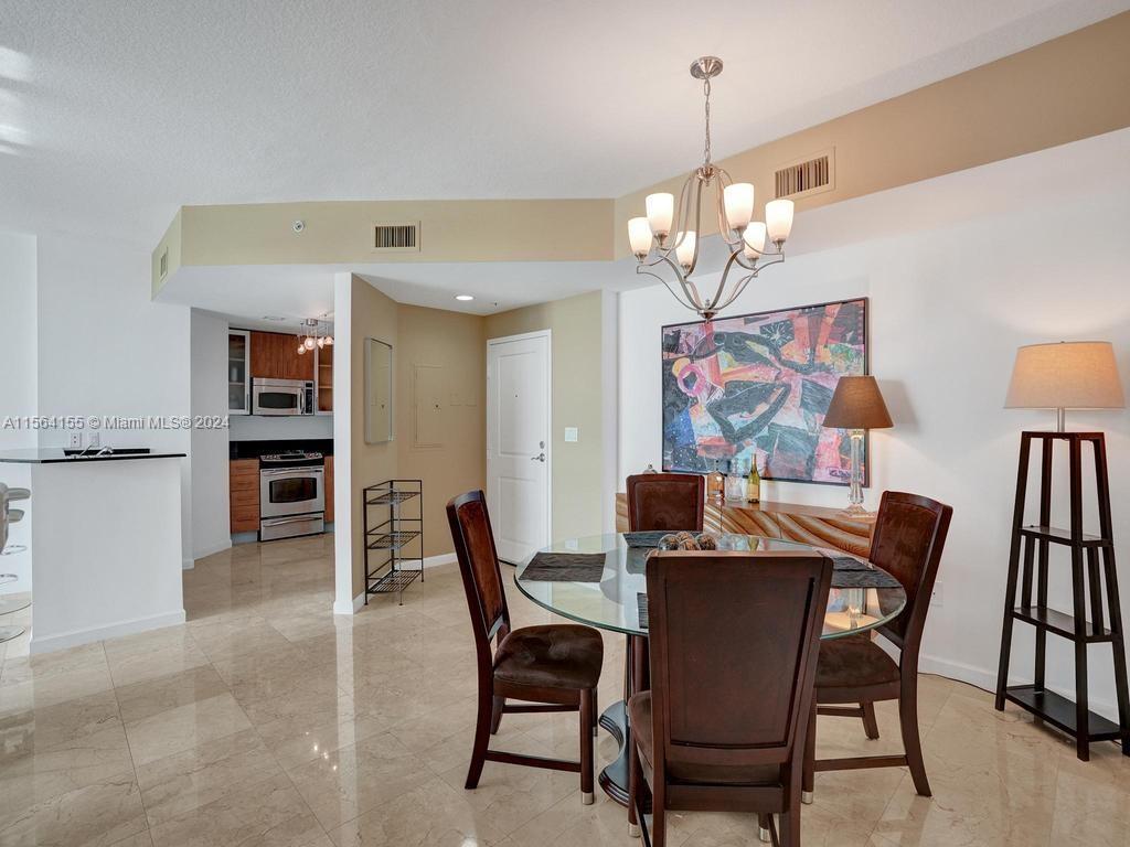 7900 Harbor Island Dr #911, North Bay Village FL 33141