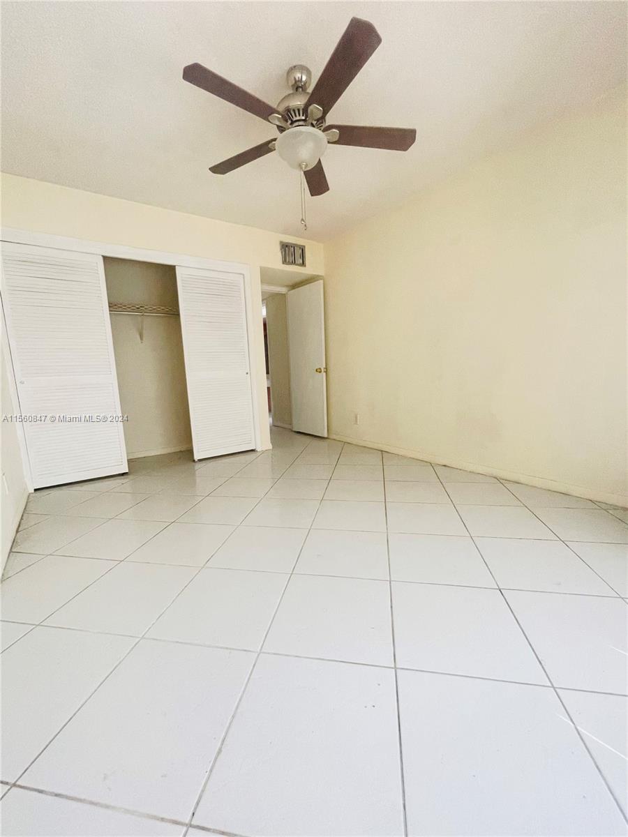 Residential, Lauderhill, Florida image 10