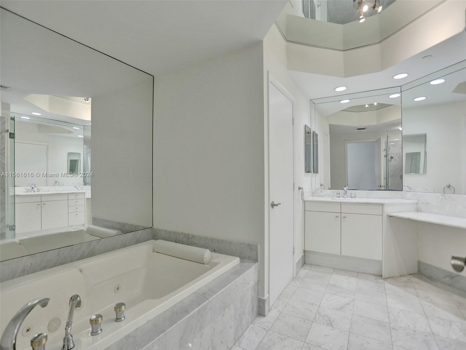 3802 NE 207th St #2404, Aventura FL 33180