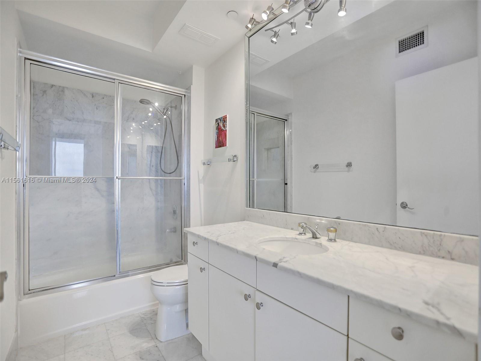 3802 NE 207th St #2404, Aventura FL 33180