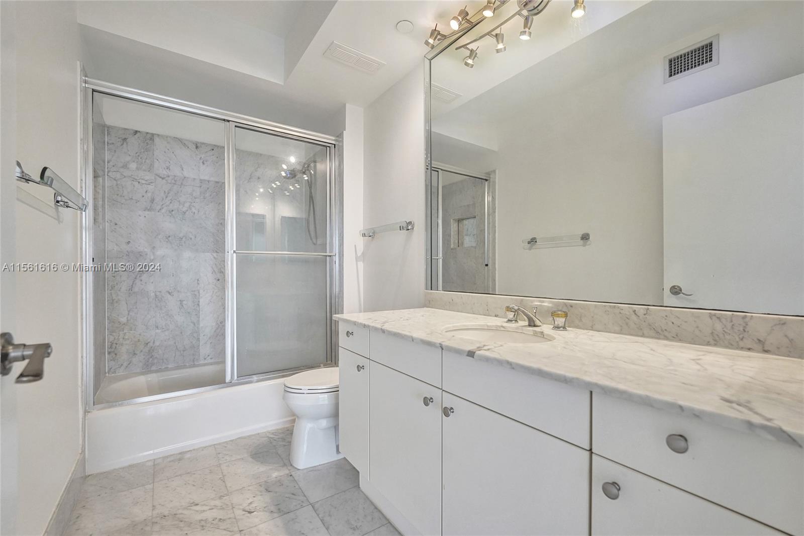 3802 NE 207th St #2404, Aventura FL 33180