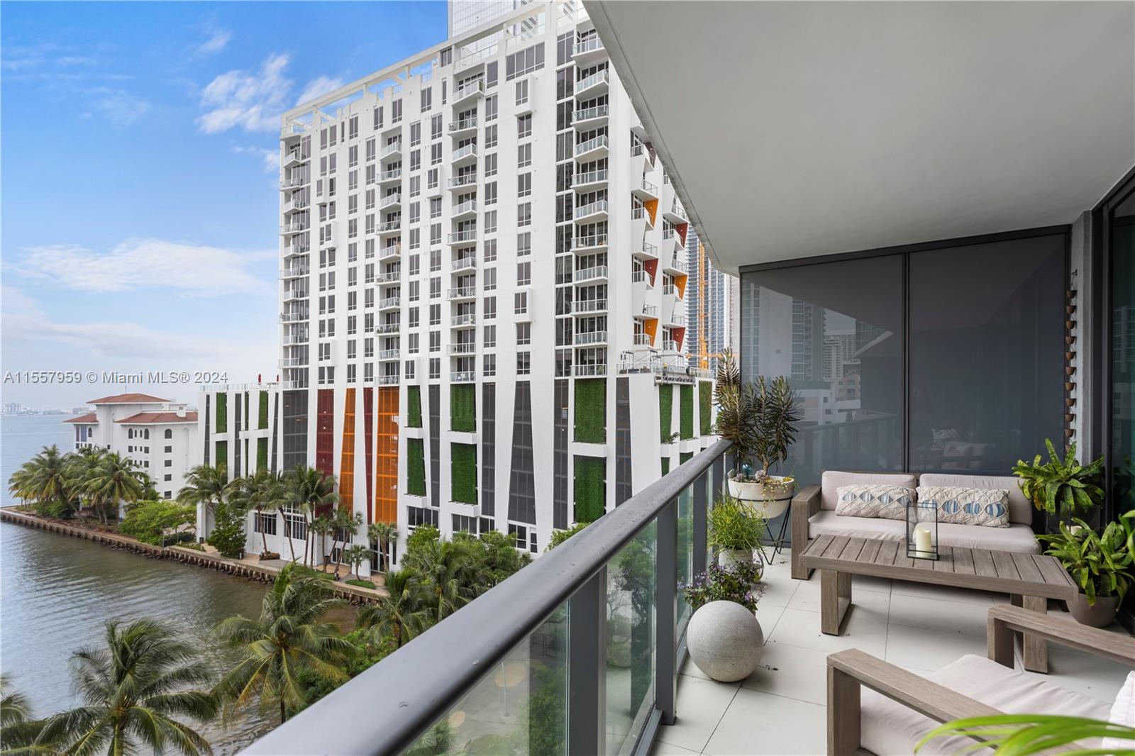 460 NE 28th St #605, Miami FL 33137