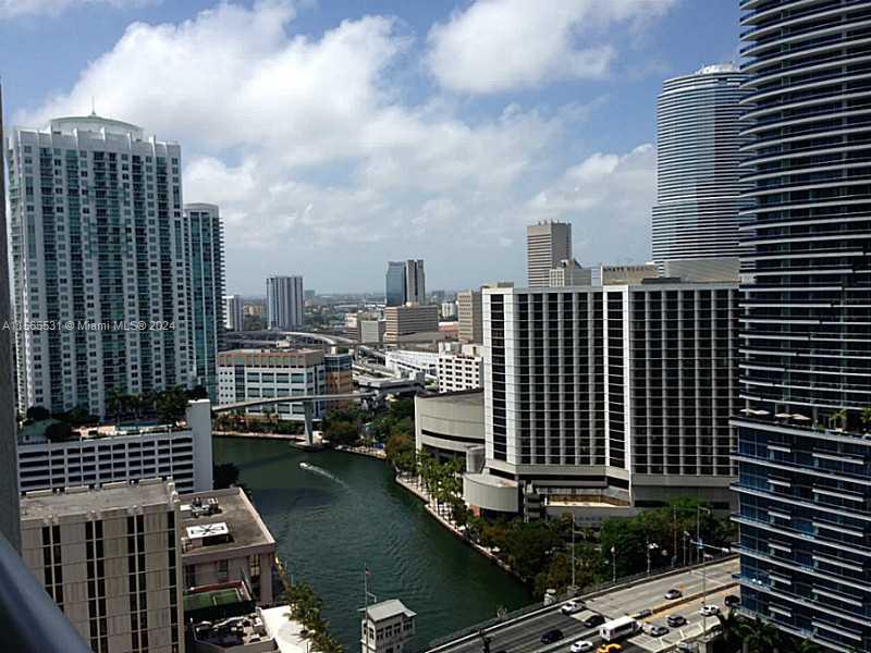 475 Brickell Av #2415, Miami, Florida image 2