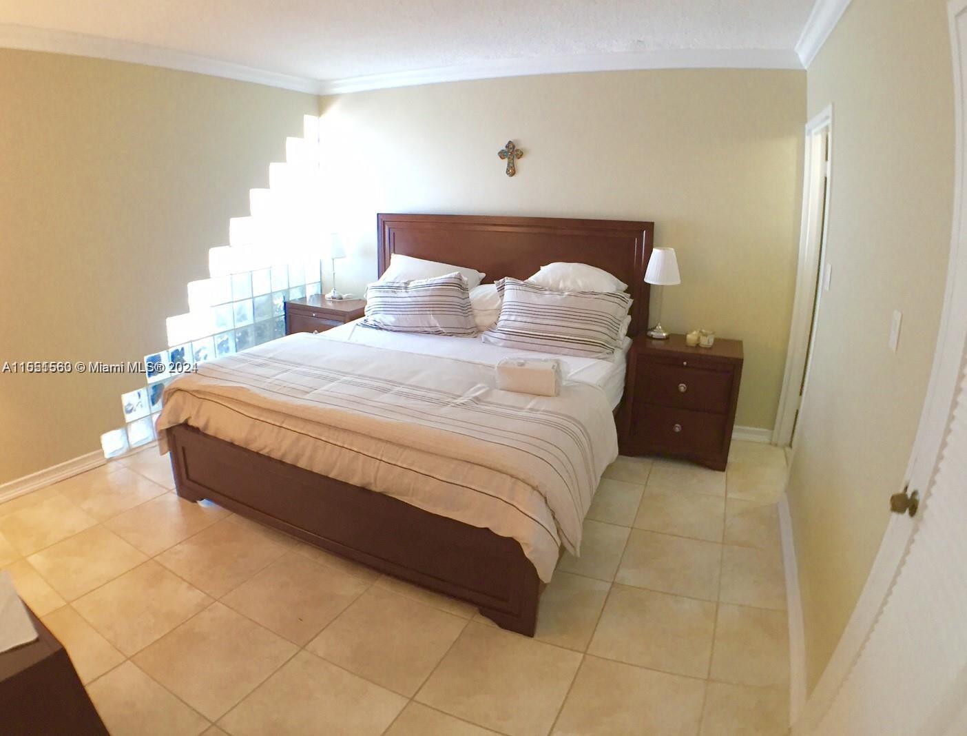 5401 Collins Ave #712, Miami Beach, Florida image 18