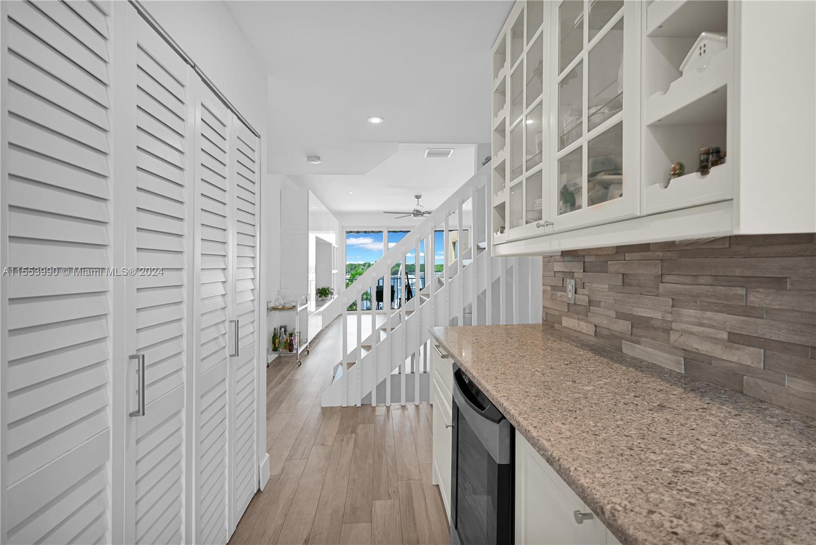 4234 N Ocean Dr, Hollywood, Florida image 18