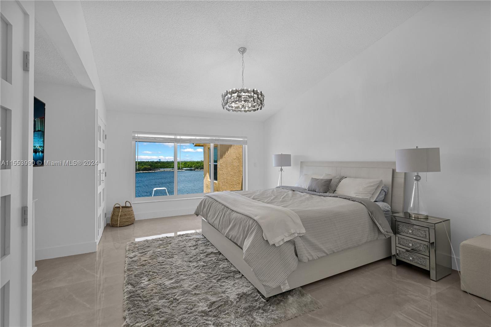 4234 N Ocean Dr, Hollywood, Florida image 35