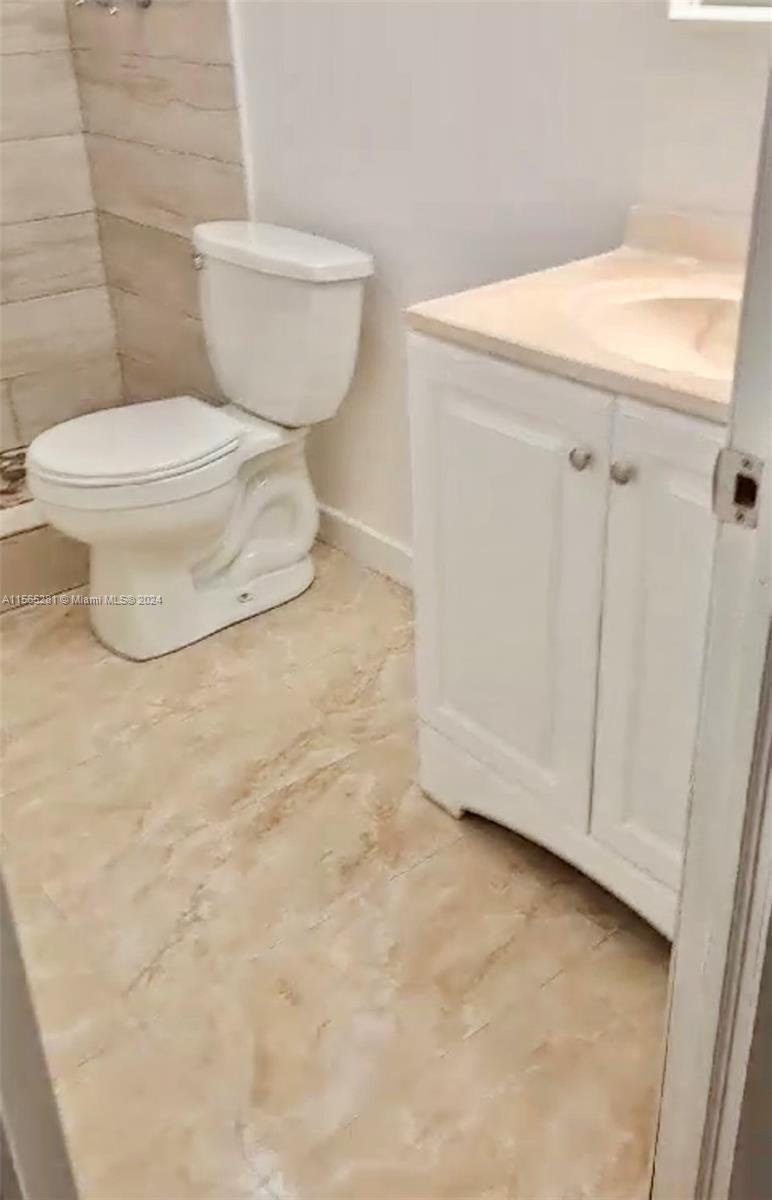 4045 NW 16th St #107, Lauderhill, Florida image 5