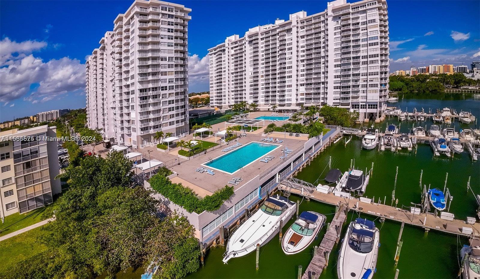 2750 NE 183rd St #1107, Aventura, Florida image 3