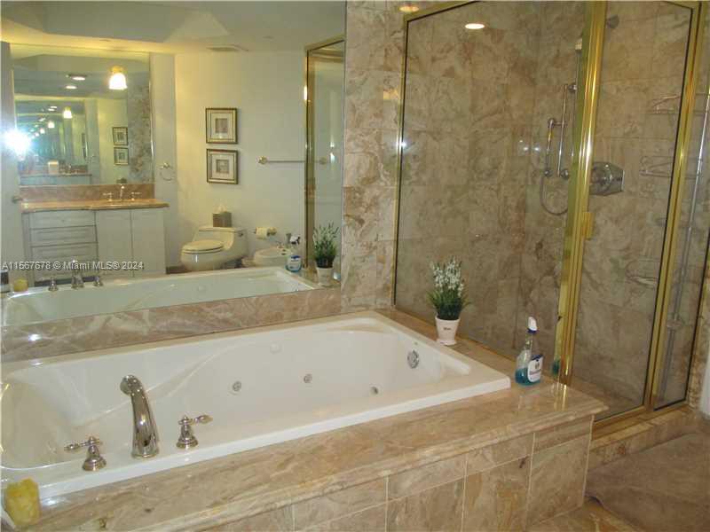 9559 COLLINS AV #S-11I, Surfside FL 33154