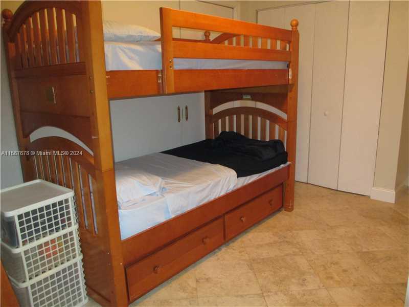 9559 COLLINS AV #S-11I, Surfside FL 33154
