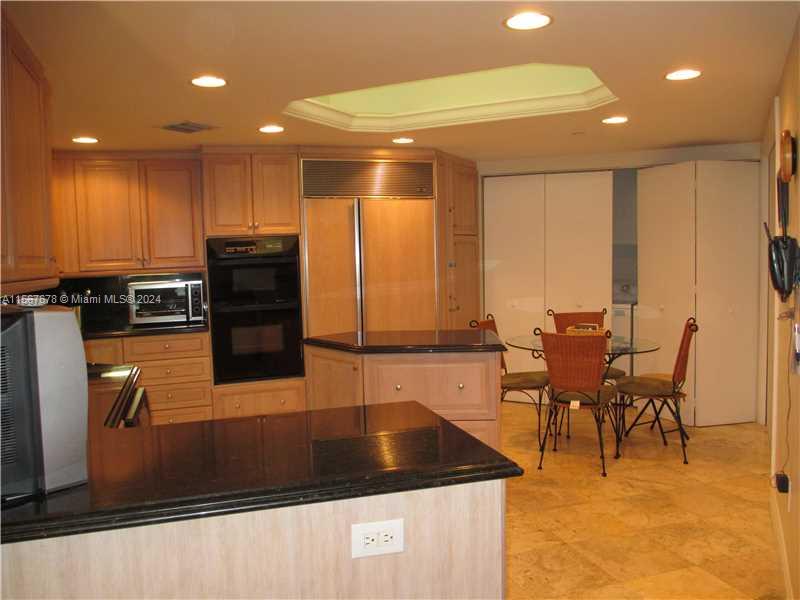 9559 COLLINS AV #S-11I, Surfside FL 33154