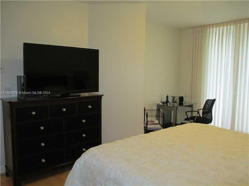 9559 COLLINS AV #S-11I, Surfside FL 33154