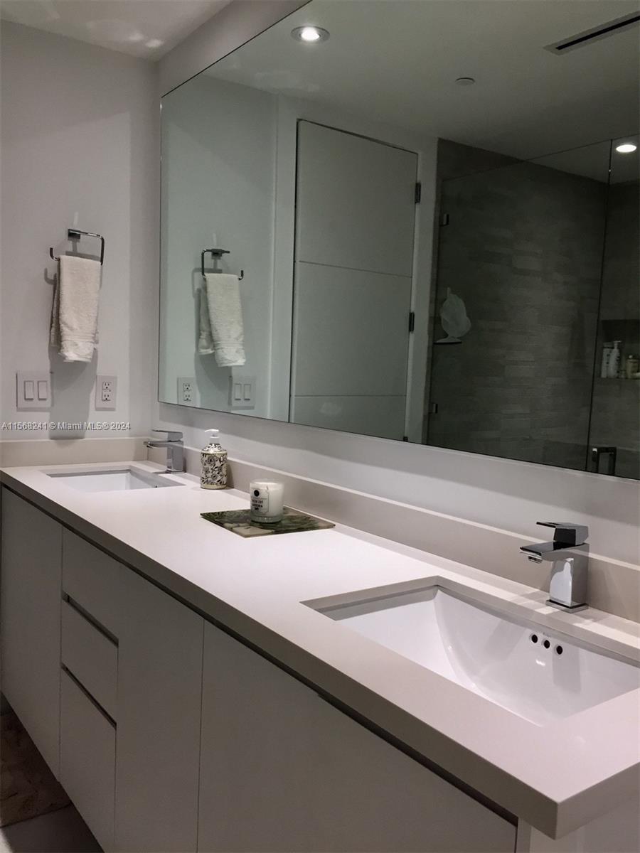 251 Crandon Blvd #1028, Key Biscayne FL 33149