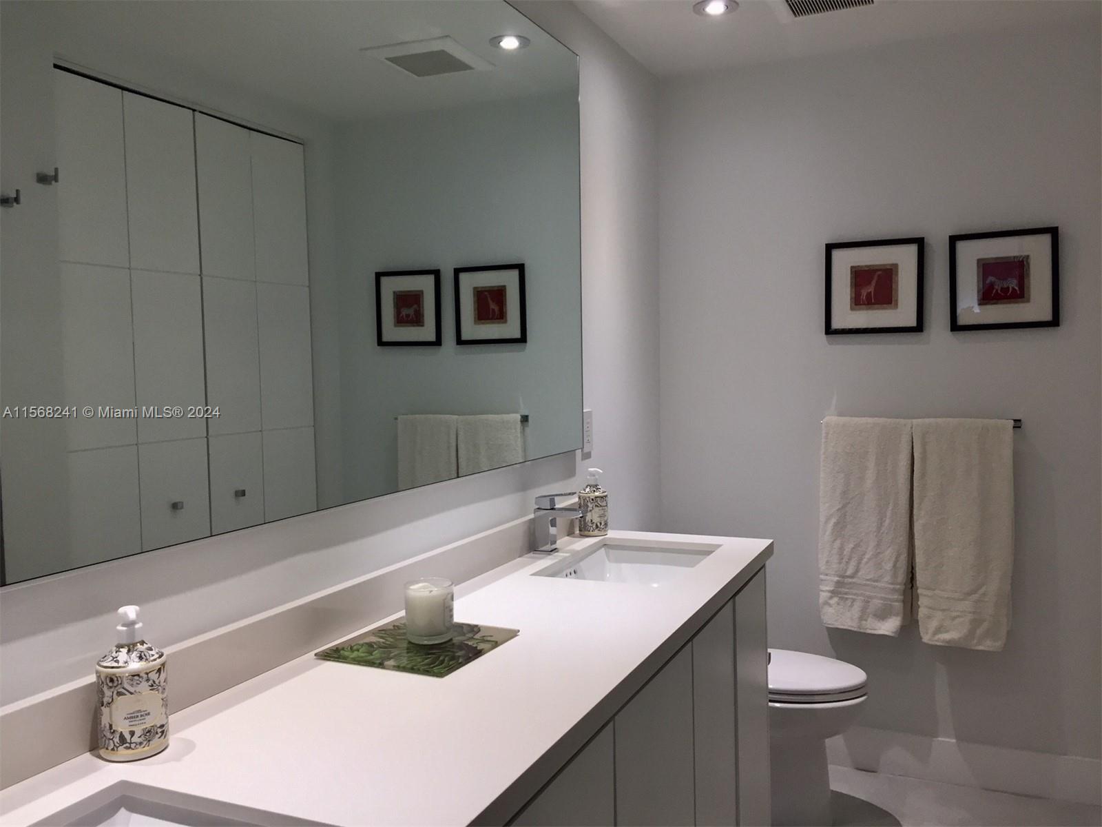 251 Crandon Blvd #1028, Key Biscayne FL 33149