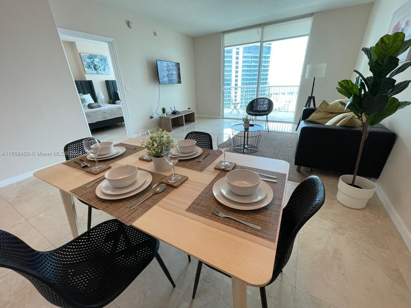 1200 Brickell Bay Dr #4217, Miami, Florida image 13