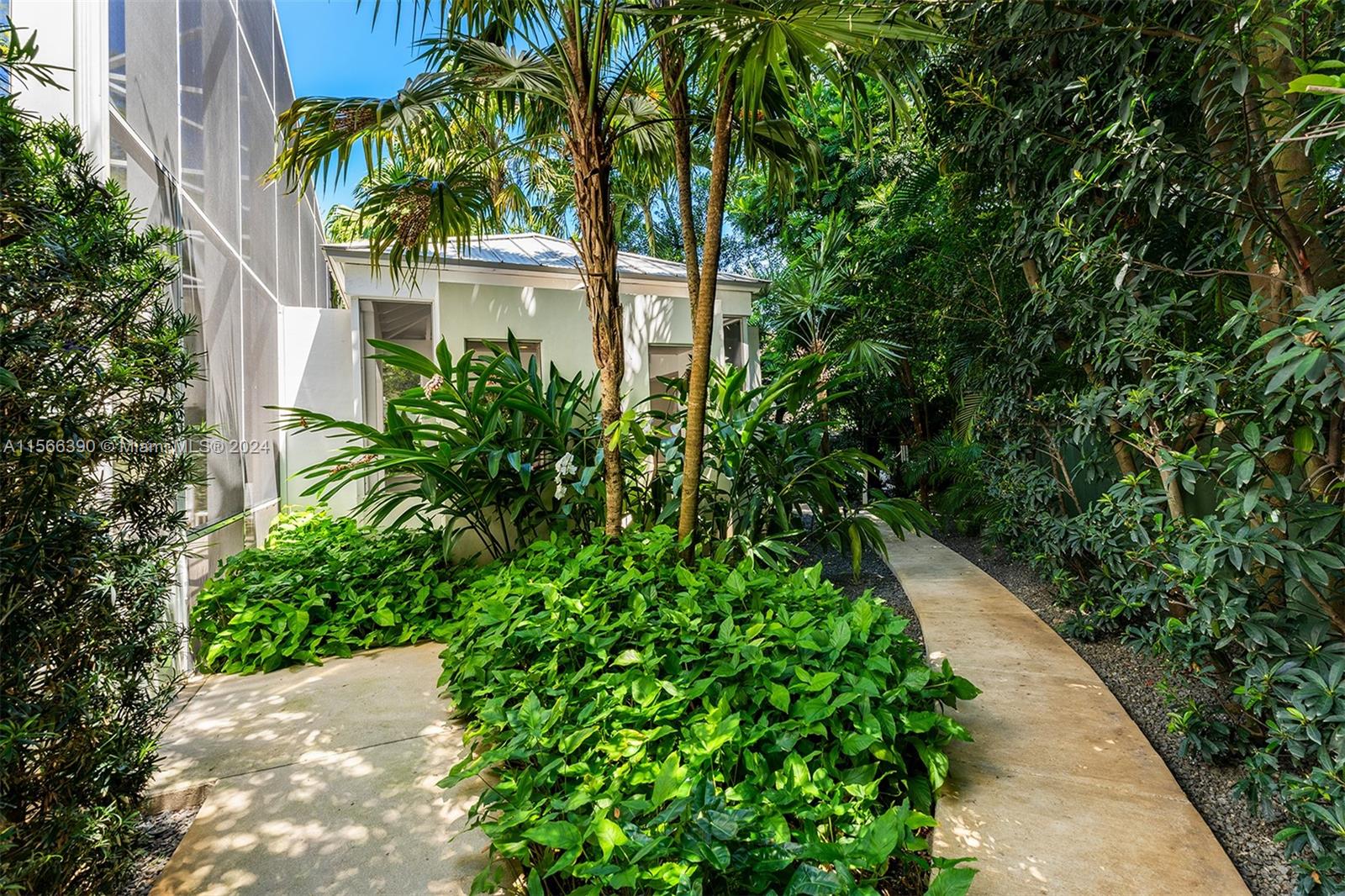 3837 N Moorings Ct, Coconut Grove, Florida image 29