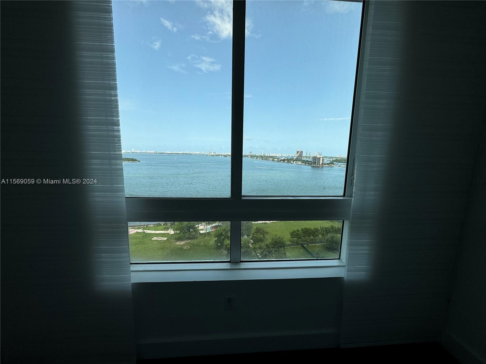 1900 N Bayshore Dr #1401, Miami, Florida image 19