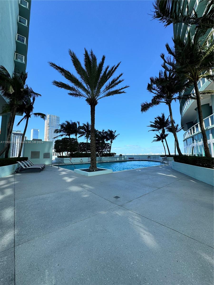 1900 N Bayshore Dr #1401, Miami, Florida image 43