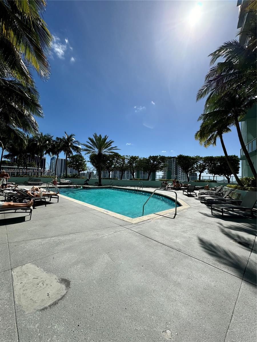 1900 N Bayshore Dr #1401, Miami, Florida image 47