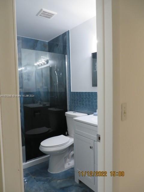 815 SW 10th Ter #10V, Hallandale Beach, Florida image 7