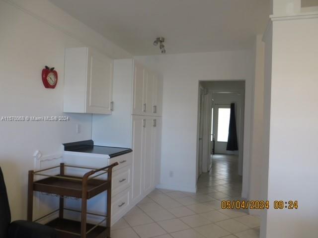 815 SW 10th Ter #10V, Hallandale Beach, Florida image 9