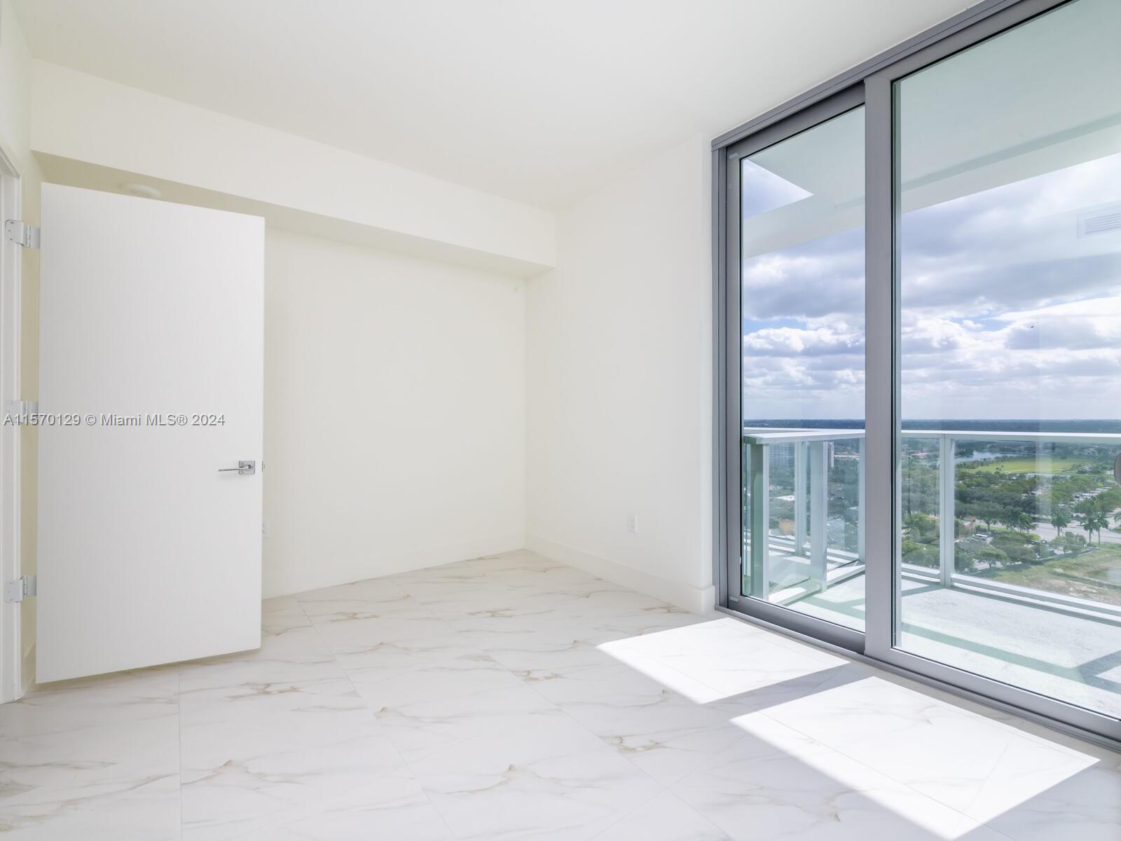 2000 S Metropica Way #2007, Sunrise, Florida image 35