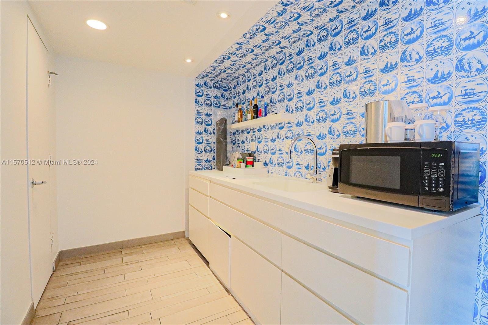 1100 West Ave #816, Miami Beach, Florida image 7