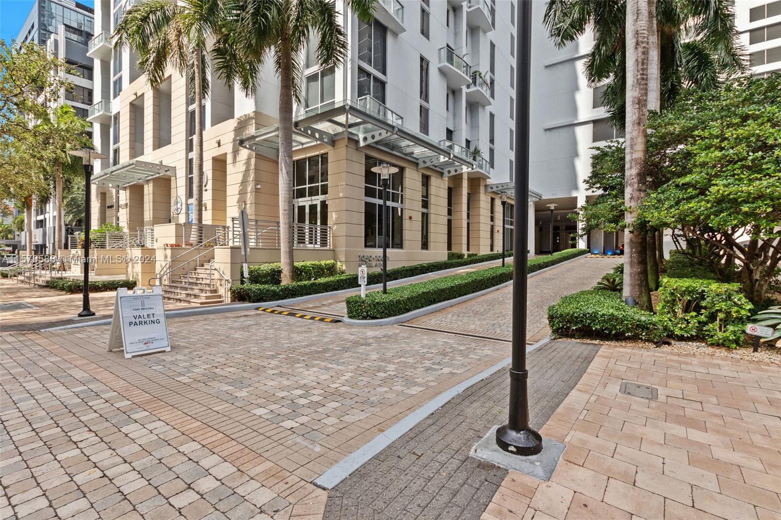 1060 Brickell Ave #2907, Miami, Florida image 2