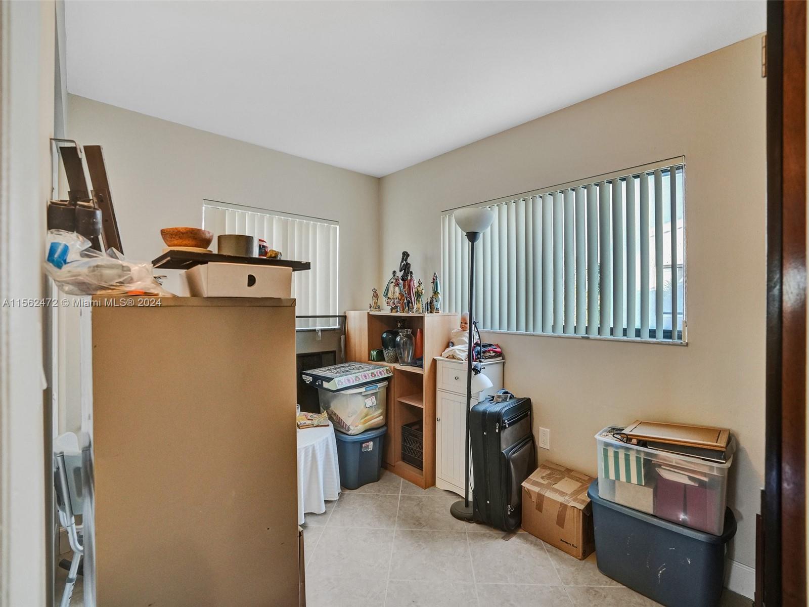 Listing Photo 8