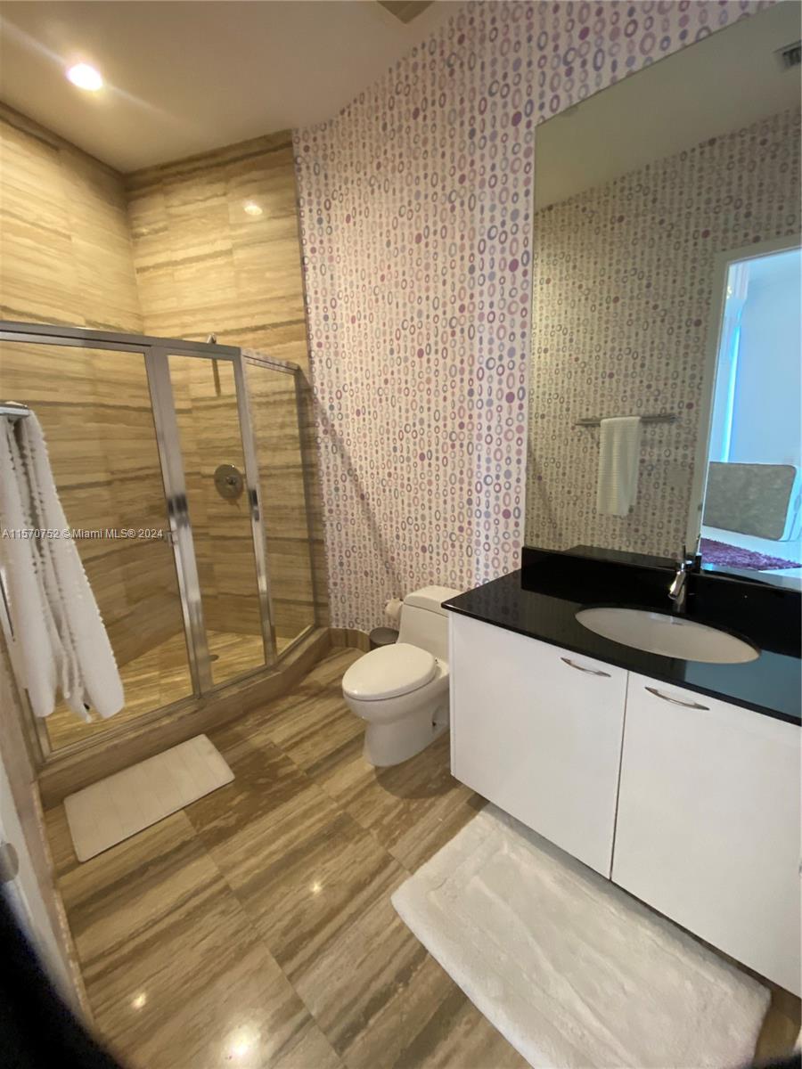 15811 Collins Ave #4207, Sunny Isles Beach FL 33160