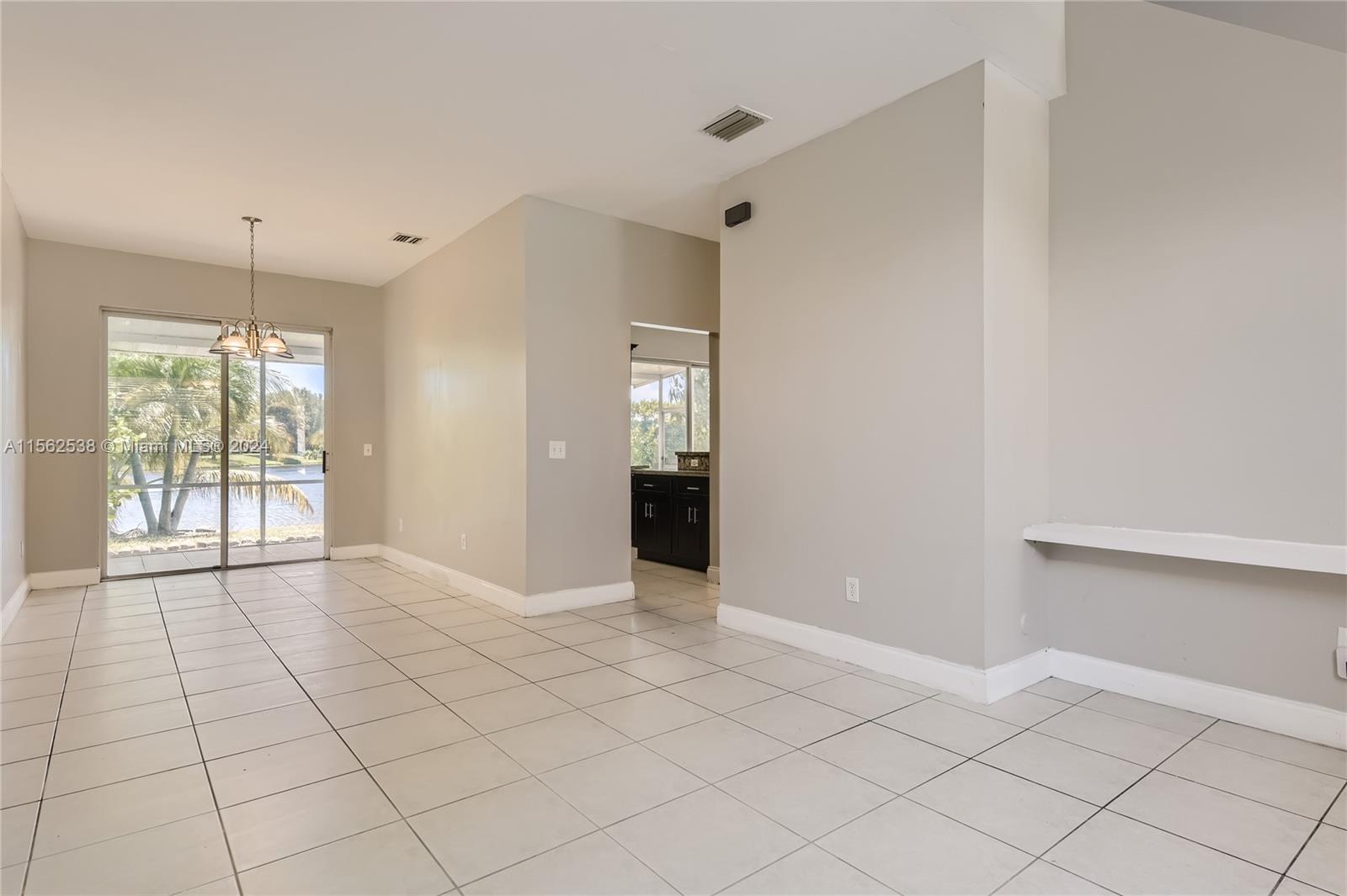 5212 Eagle Cay Way, Coconut Creek, Florida image 3