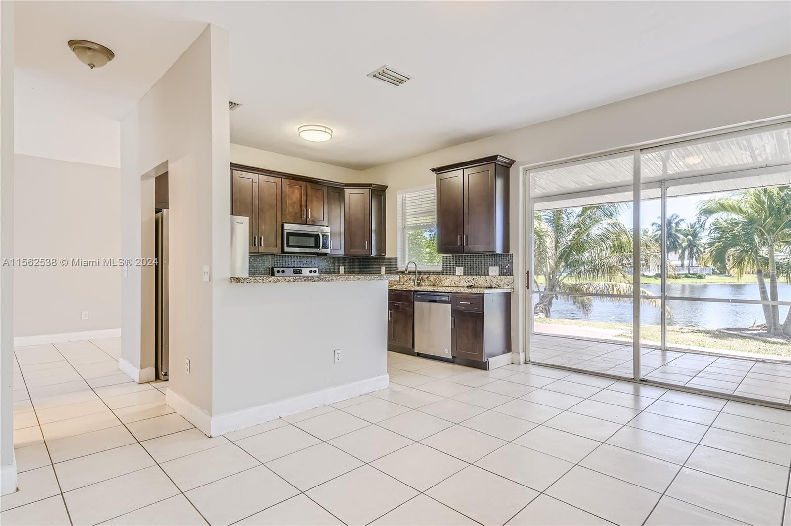 5212 Eagle Cay Way, Coconut Creek, Florida image 5