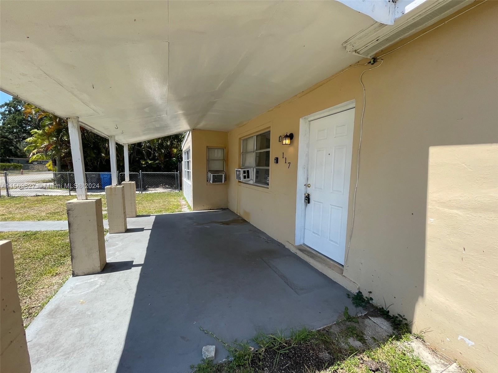 117 Miami Gardens Rd, West Park, Florida image 13