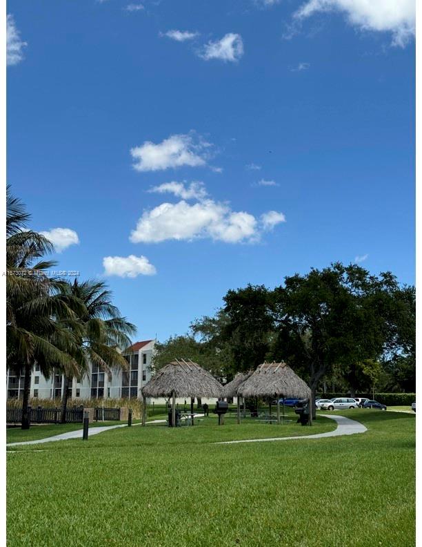 Residential, Oakland Park, Florida image 16