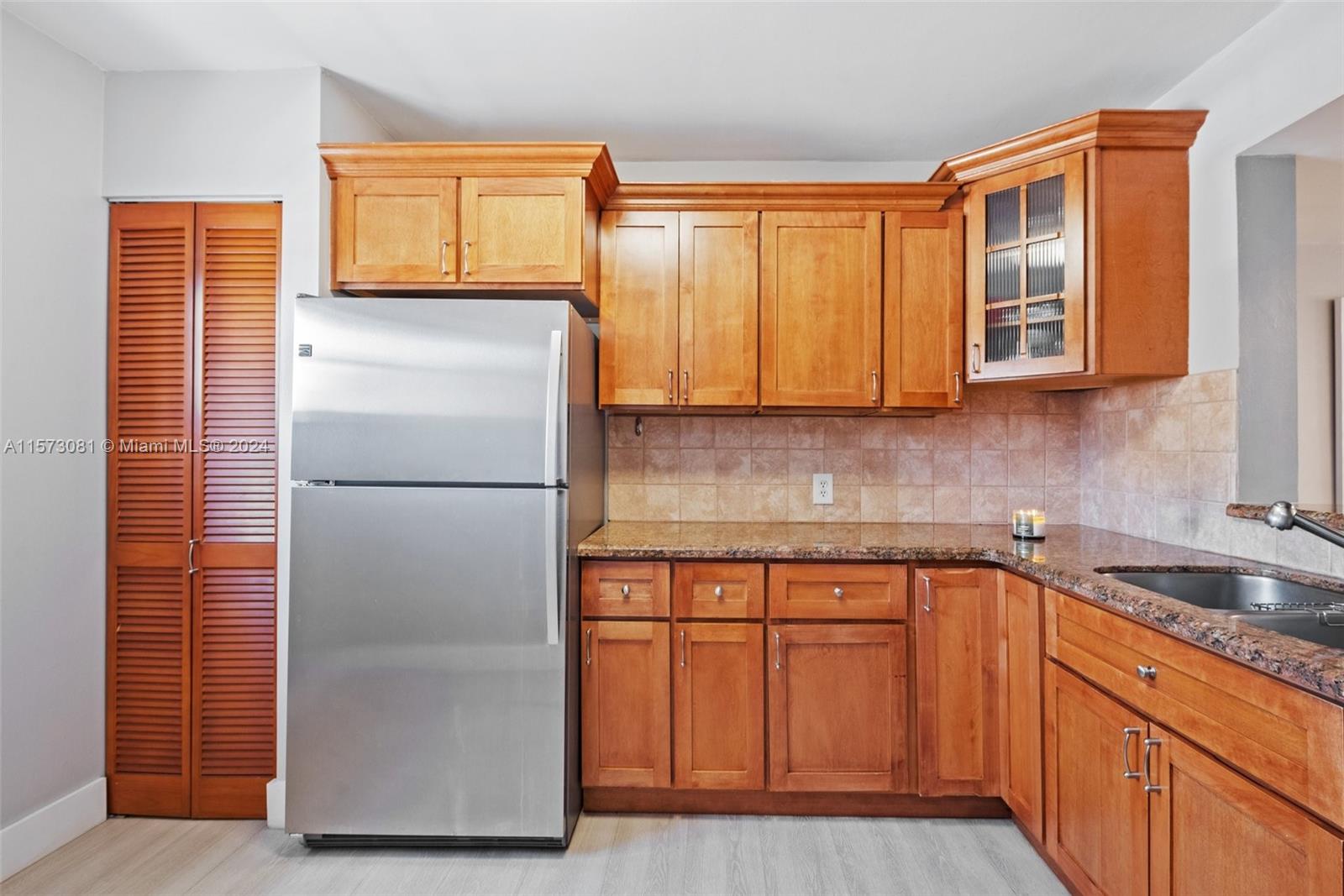 11 Olive Dr #H, Hialeah, Florida image 10