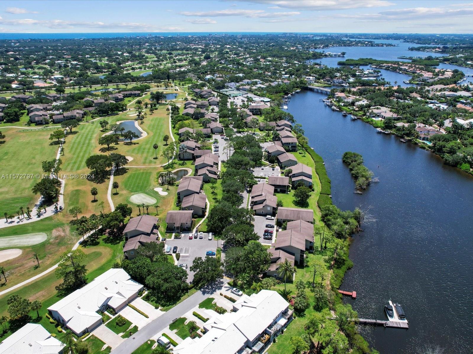 9109 SE Riverfront Ter #B, Jupiter, Florida image 23