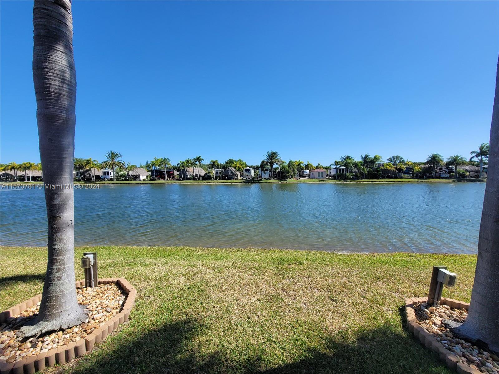 542 SW 40th Cove #53, Okeechobee, Florida image 7